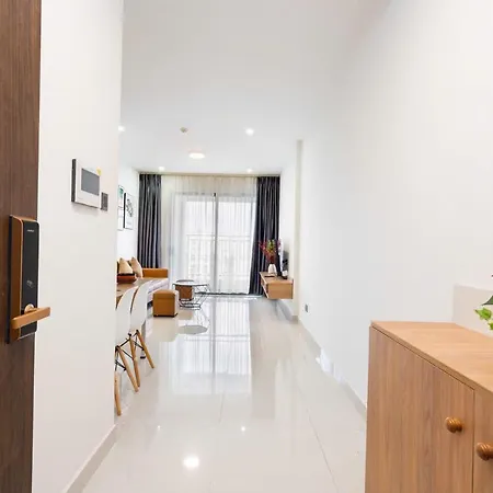 2Br-Yellowish-Saigon Royal-Hana Apartment
